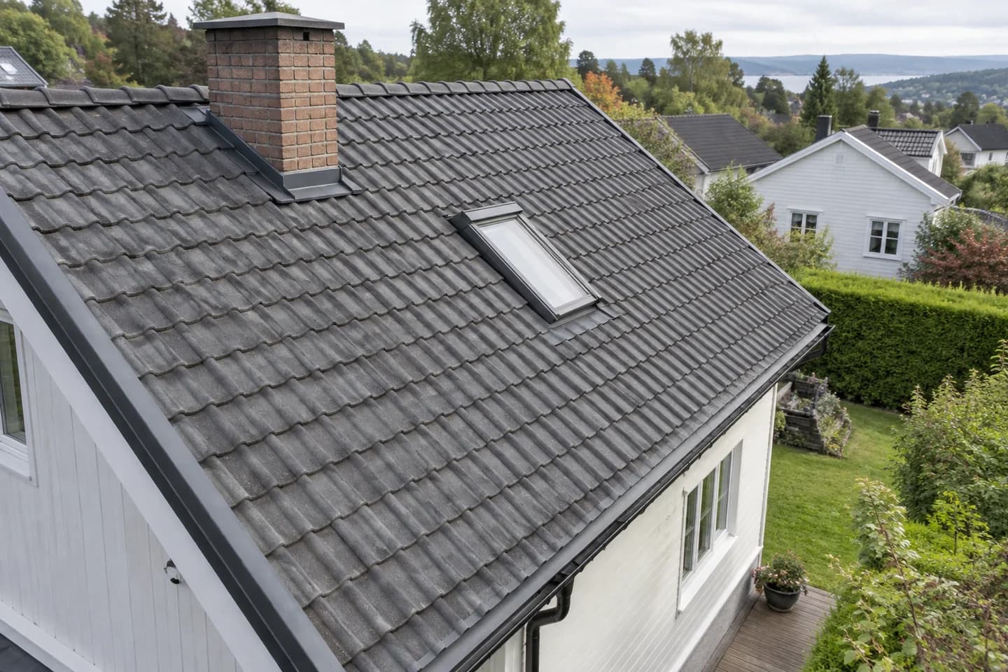 Illustrasjon: Boligtak i omgivelser inspirert av Gjettum